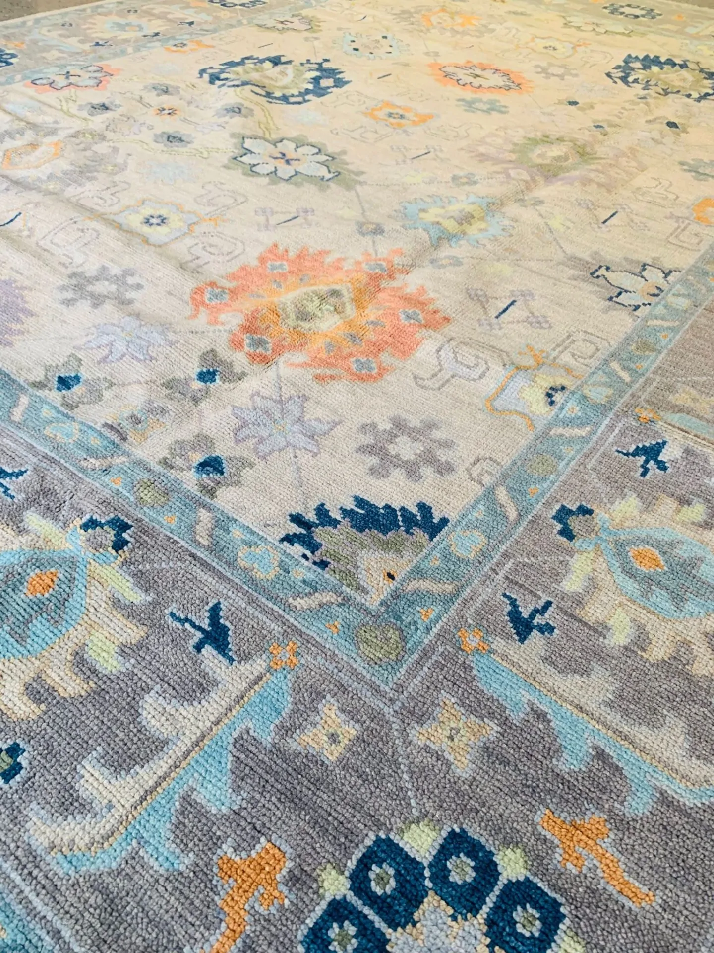 Harmony Oushak handmade wool rug for Rugvite (4)