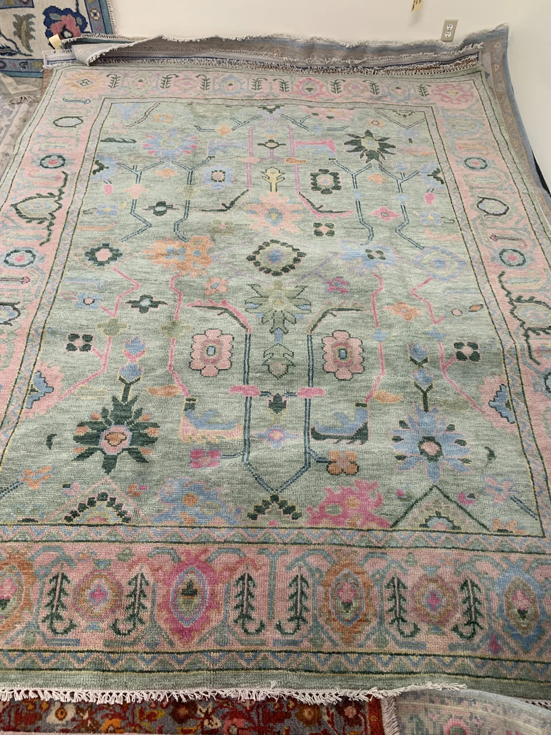 Meadowlyn Handmade Wool Rug 8' X 10'